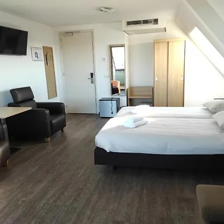 Hotel Het Zwaantje 3*